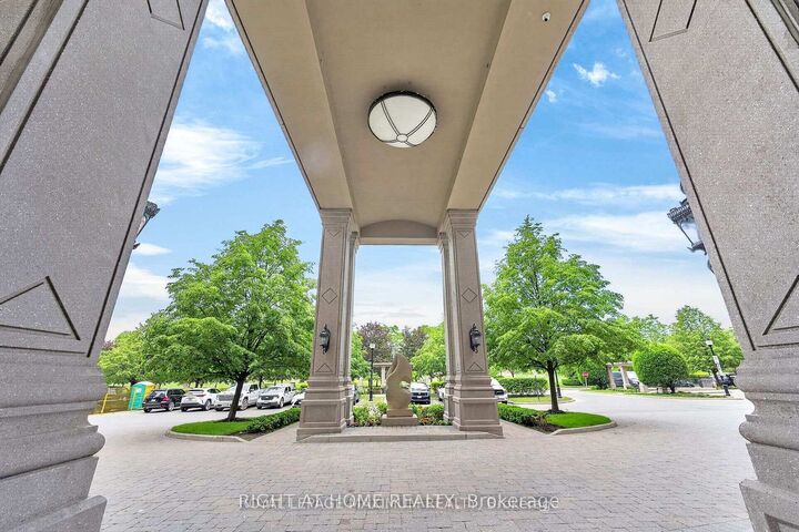 Photo de la propriété:  9245 Jane Street 512  ON L6A 0J9 