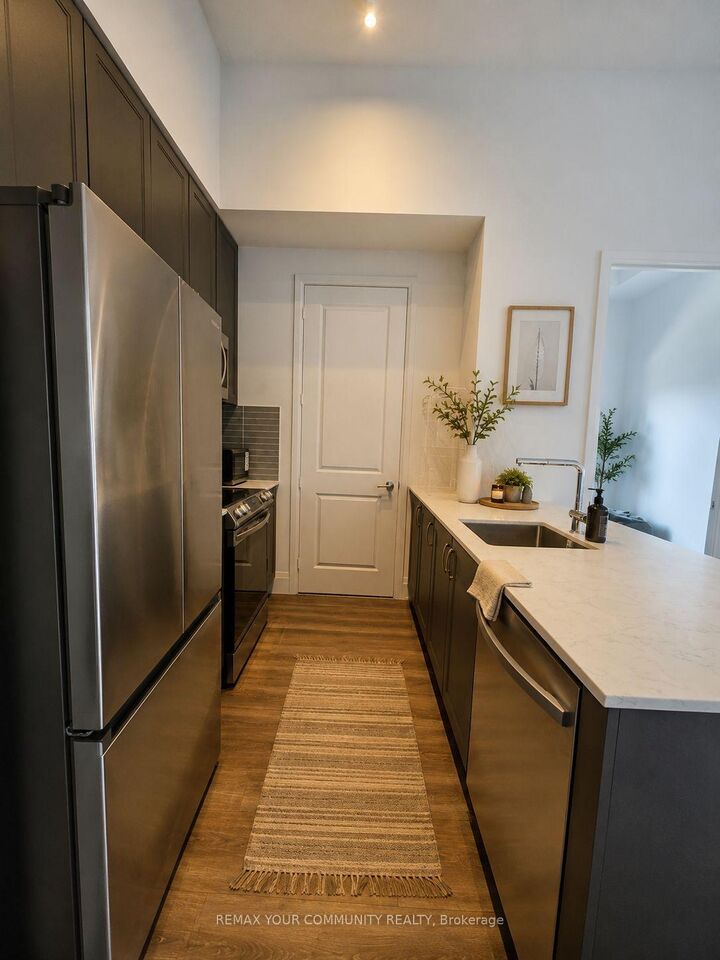 Property Photo: 20 Meadowglen Place 2808 ON M1G 0A9