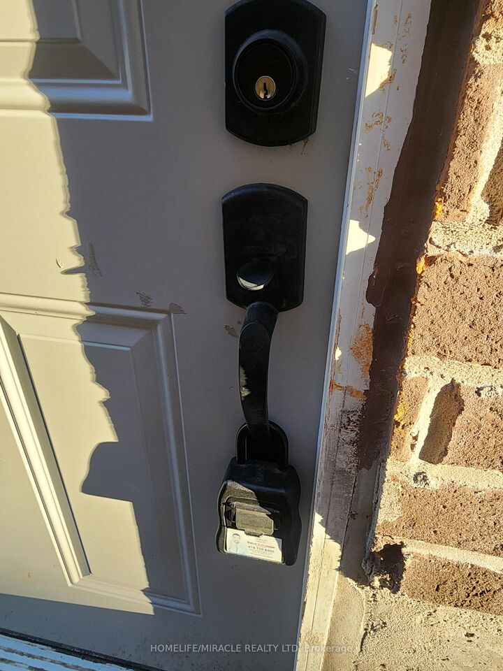 Property Photo: 1607 Emberton Way ON L9S 0N4