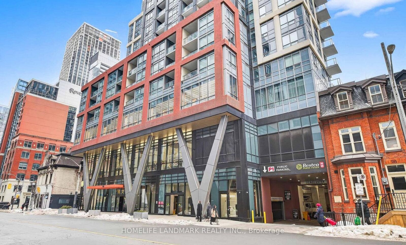 Property Photo: 108 Peter Street 5002 ON M5V 0W2