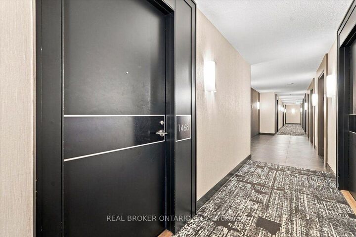 Property Photo: 209 Fort York Boulevard 1468 ON M5V 4A1