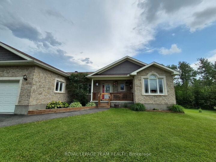 109 Stonewalk Drive — photo 1