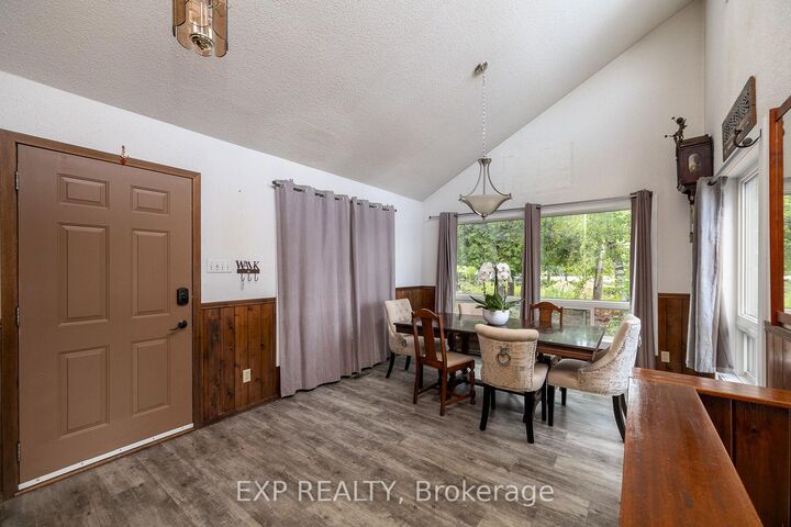 Property Photo: 121 Ivy Drive ON N0H 2T0