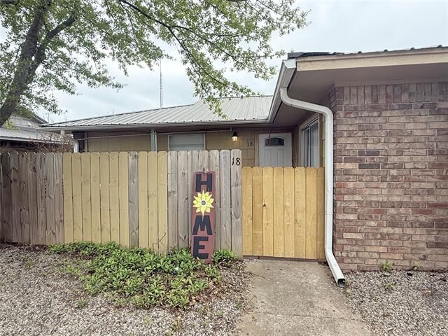Property Photo: 101 Doris Drive 4 Units OK 74955