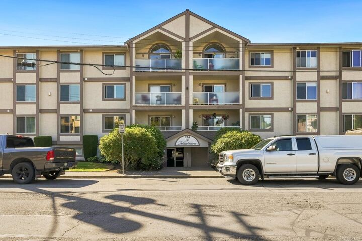 Property Photo: 254 First St #307 BC V9L 1R2