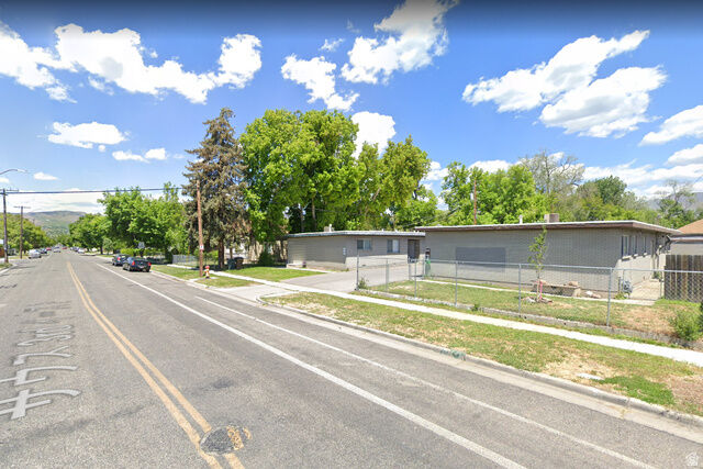 Property Photo:  1241 S 300 E  UT 84121 
