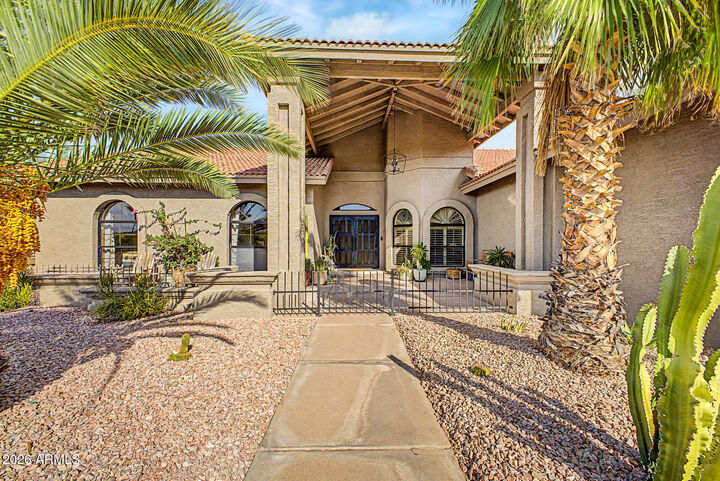Property Photo:  13819 N Arrowweed Drive  AZ 85268 