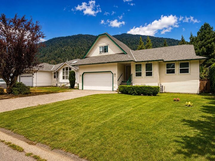 Property Photo: 314 Miami River Drive BC V0M 1K0