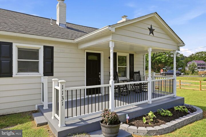 Property Photo:  1131 John Marshall Highway  VA 22657 