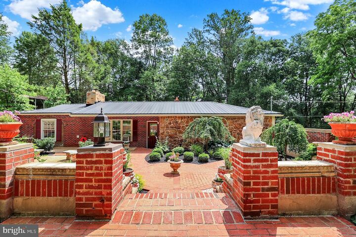 Property Photo: 51 White Road PA 17302