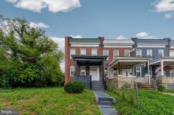 Property Photo:  2922 Ridgewood Avenue  MD 21215 