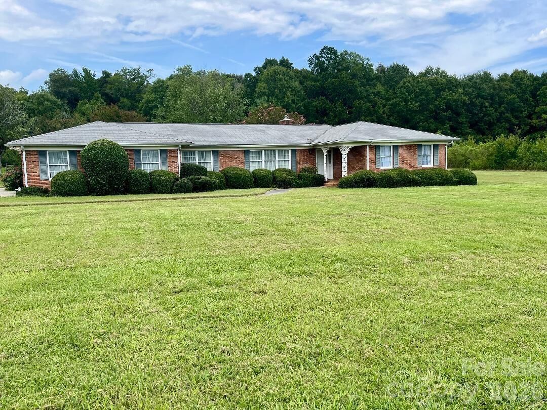 Property Photo:  3320 Goldmine Road  NC 28110 