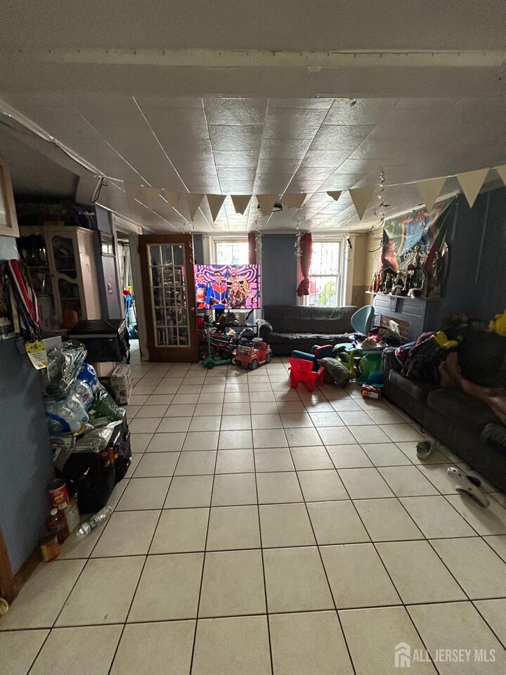 Property Photo:  184 Van Horne Street  NJ 07304 