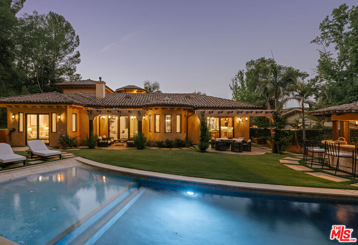 Property Photo: 5605 Fairhaven Ave CA 91367