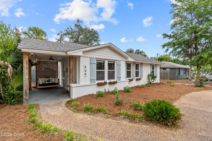 Property Photo:  446 S Macarthur Avenue  FL 32401 