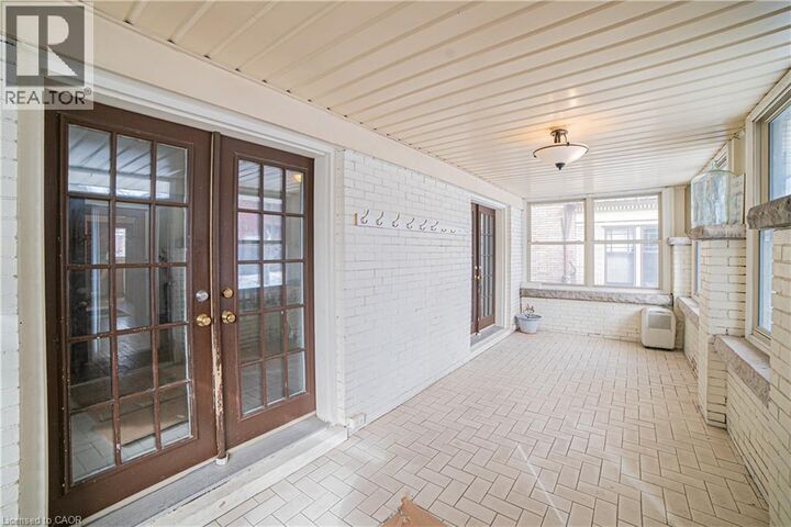 Property Photo:  52 Proctor Boulevard Main  ON L8M 2M4 