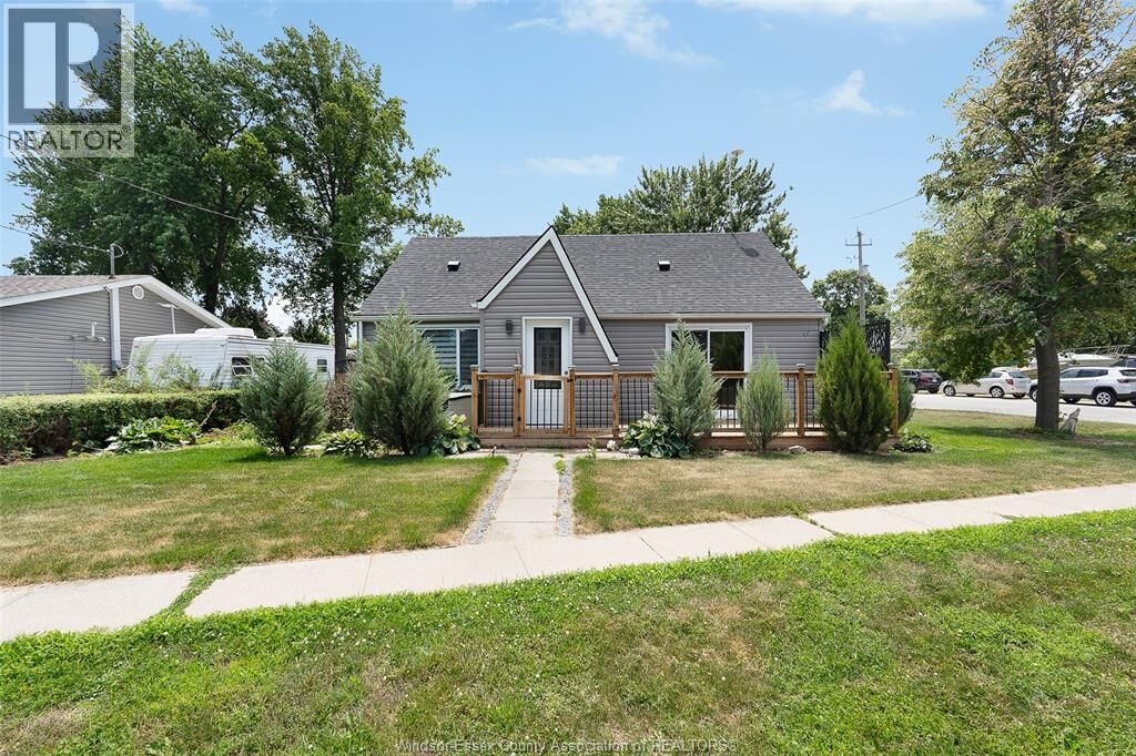 Property Photo:  430 Broadway Street  ON N0R 1A0 