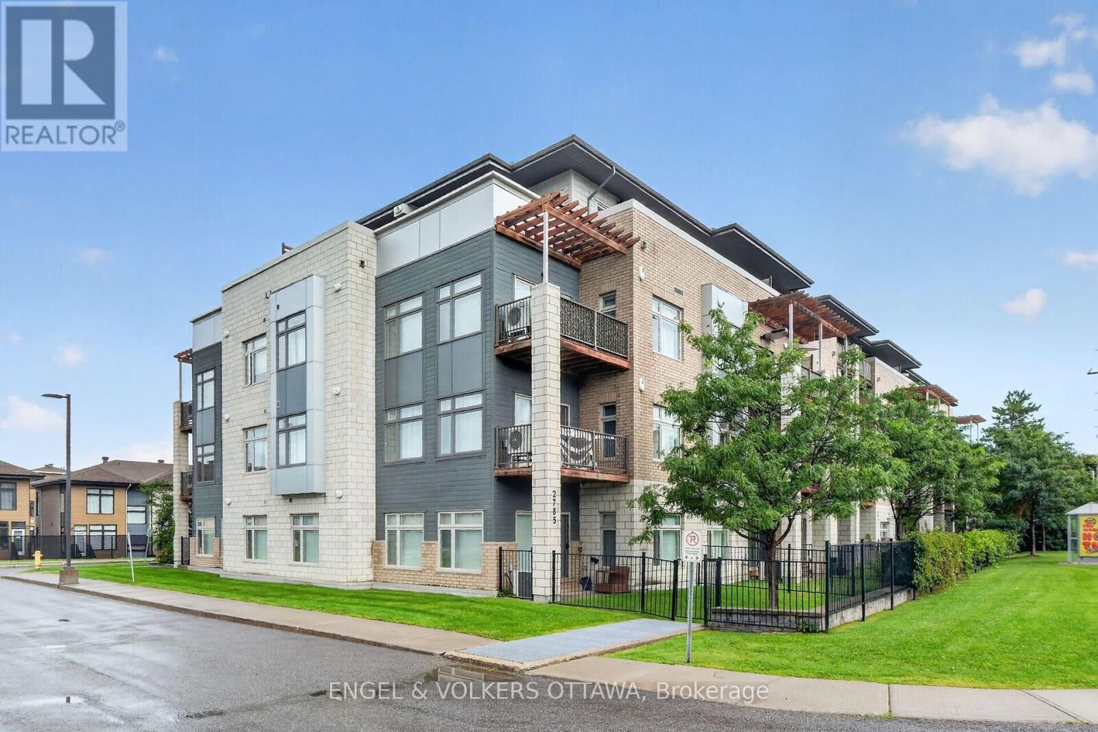 Property Photo:  2785 Baseline Road 310  ON K2H 1G9 
