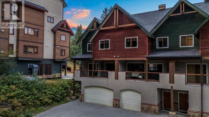 1003 Mountain View Road E — photo 1