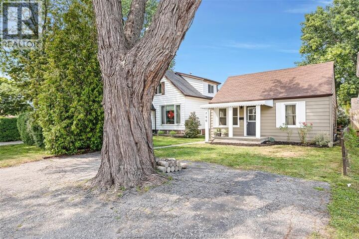 Property Photo:  720 Bensette Street  ON N8X 2Z1 