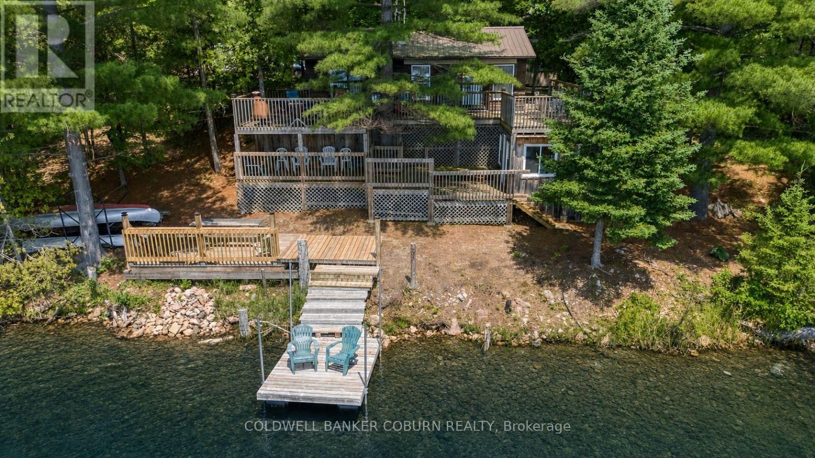Property Photo:  1015 Oak Lane North  ON K0H 2P0 