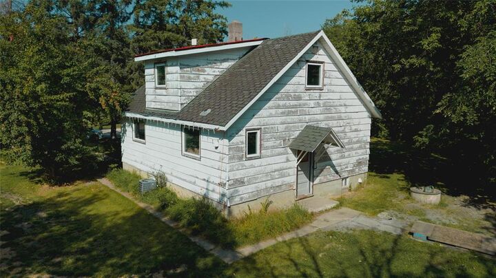 Property Photo:  254 First Avenue  MB R0A 2K0 