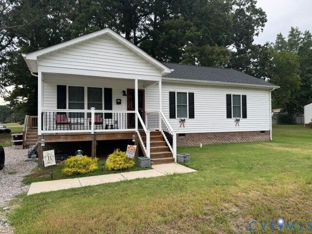 Property Photo:  117 E 4th Street  VA 23824 