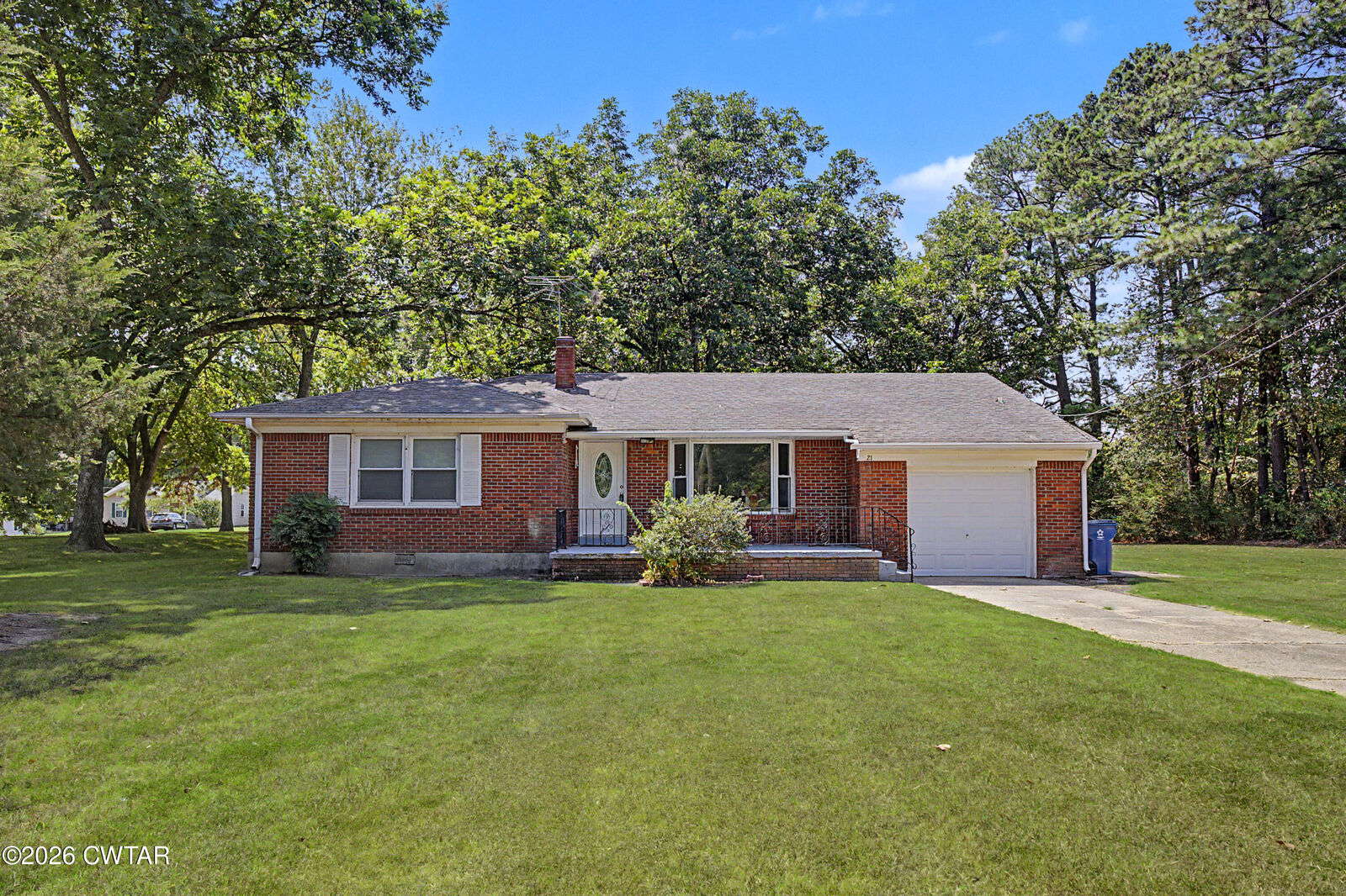 Property Photo: 21 Covington Street TN 38069
