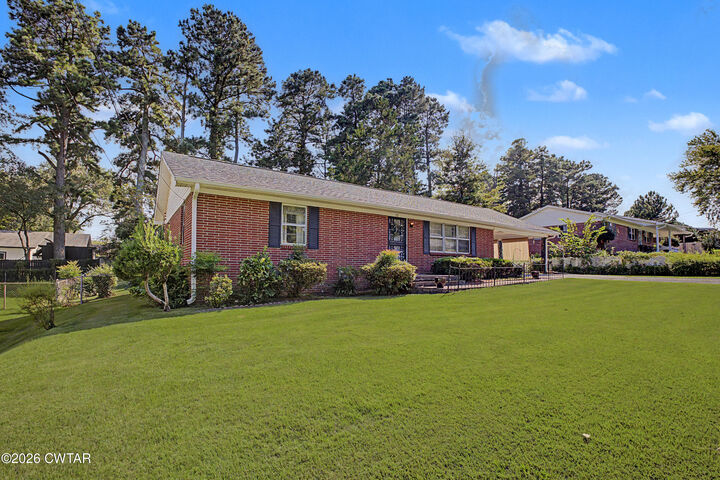 Property Photo:  12 Knollwood Drive  TN 38305 
