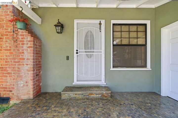 Property Photo: 209 Fleming Ave CA 94590