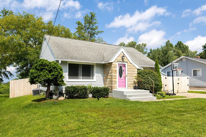 Property Photo:  1022 W Grandview Boulevard  PA 16509 