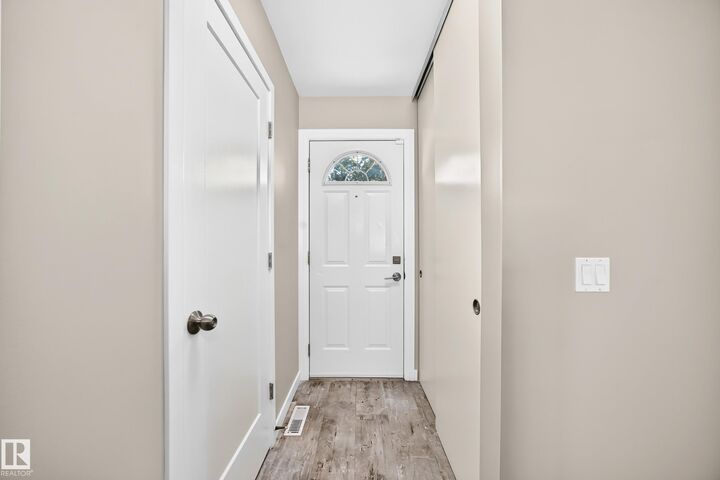 Property Photo:  2024 57 Street NW 40  AB T6L 2Z3 
