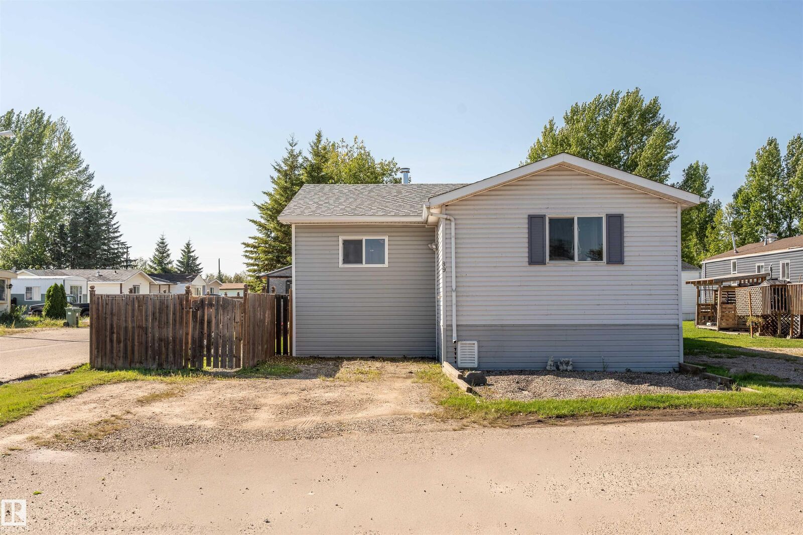 Property Photo:  5508 55 Street 89  AB T9N 2B6 