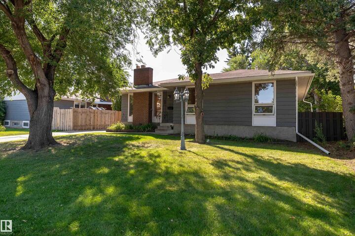 Property Photo: 10415 39A Avenue NW AB T6J 2J5