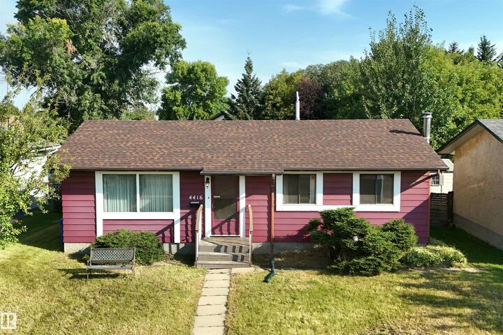 Property Photo:  4416 56 Avenue  AB T9A 2S2 