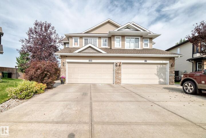 Property Photo:  119 Catalina Court  AB T8L 0K6 