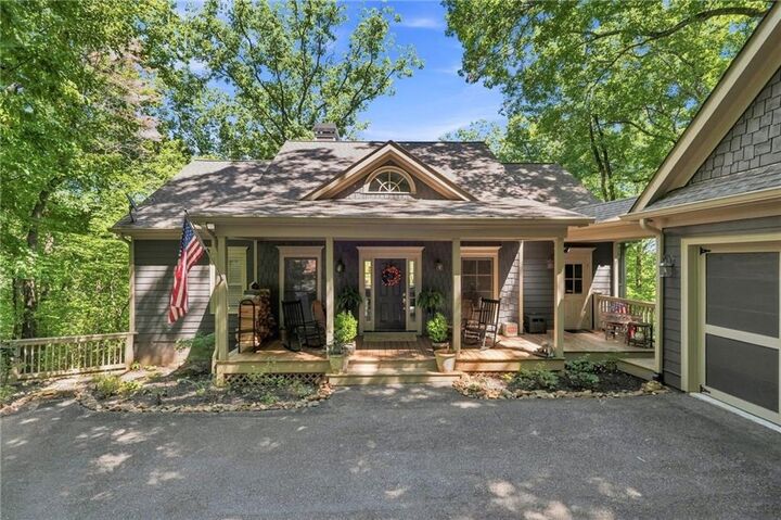 Property Photo: 1458 Valley View Drive GA 30143