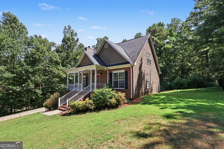 Property Photo:  5142 Spring Glen Court  GA 30135 