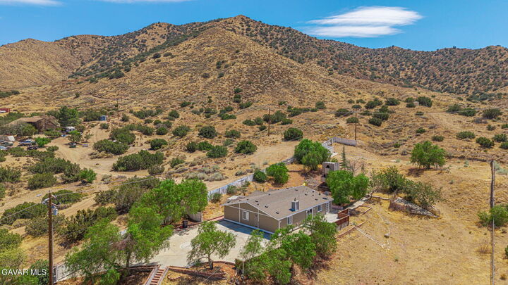 Property Photo:  510 E Soledad Pass Road  CA 93550 