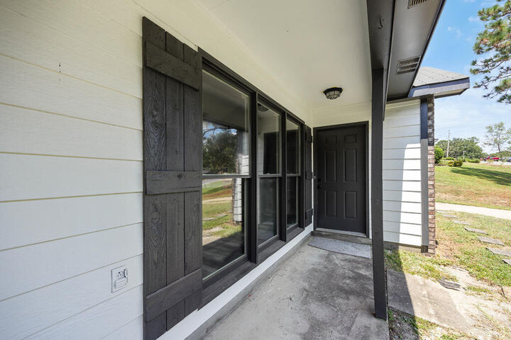 Property Photo:  108 Lee Road 0810  AL 36870 