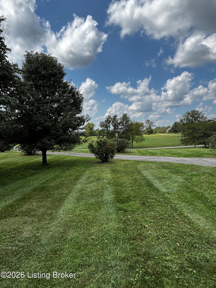Property Photo:  1050 Hebron Rd  KY 40065 