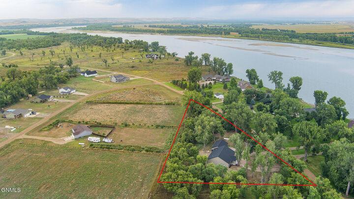 Property Photo:  3245 River Place Drive N  ND 58554 