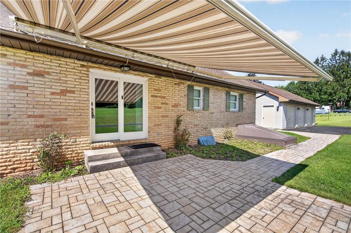 Property Photo: 752 Claremont Avenue PA 18252