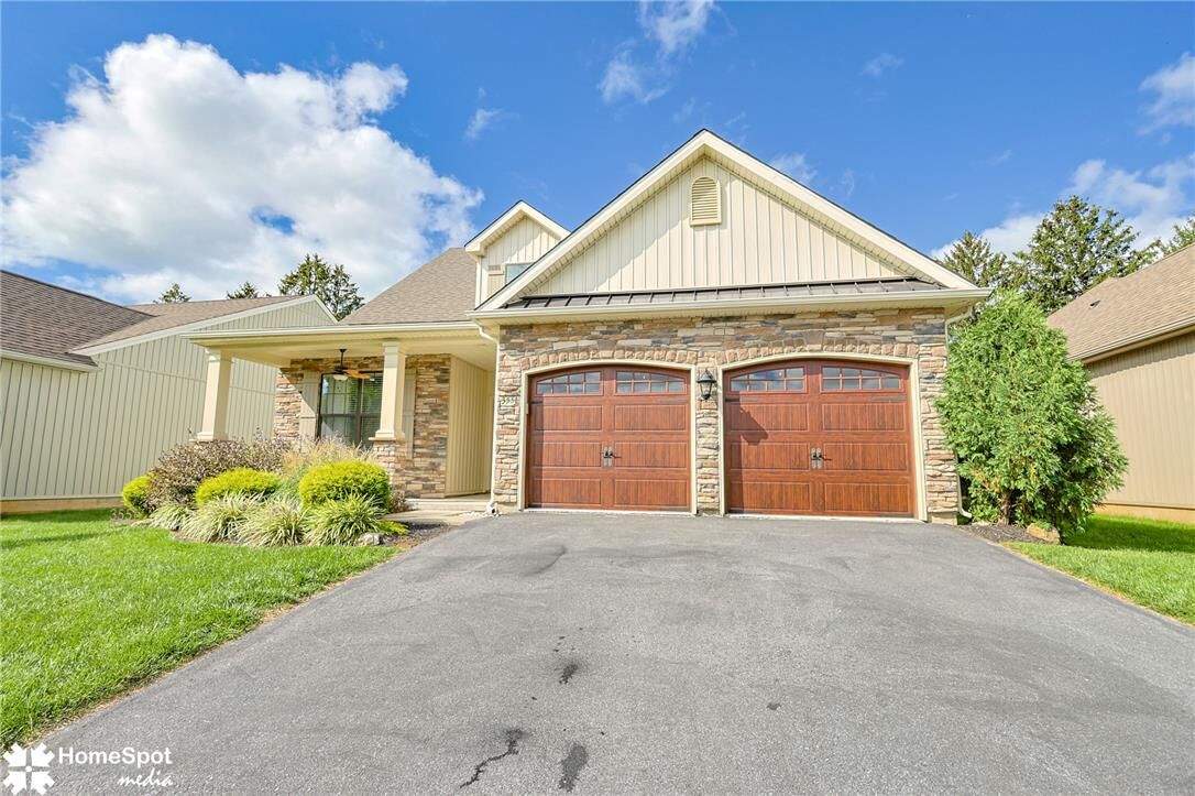 Property Photo:  3551 Daylily Drive  PA 18049 