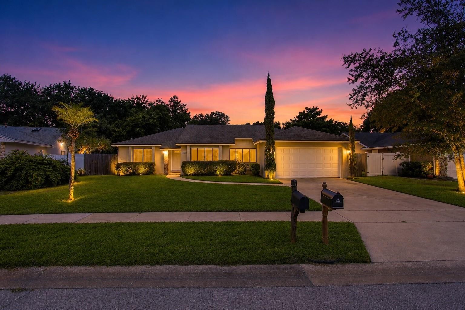 Property Photo: 300 Dublin Drive FL 32746