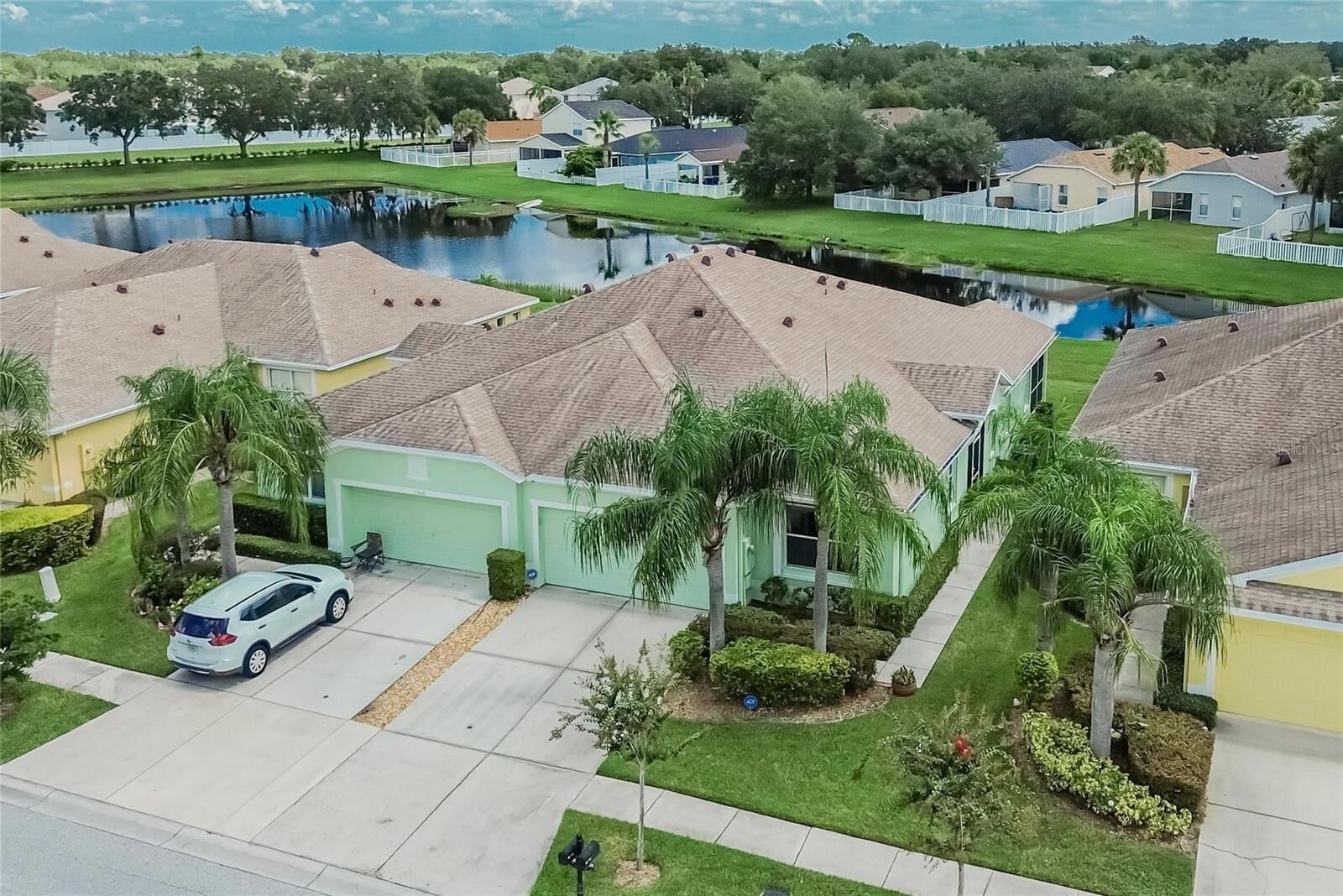 Property Photo:  11428 Captiva Kay Drive  FL 33569 