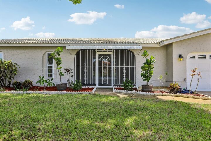 Property Photo:  13178 88th Avenue N  FL 33776 