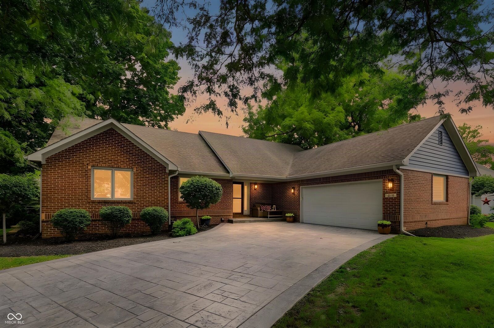 Property Photo:  1536 Northport Drive  IN 46034 