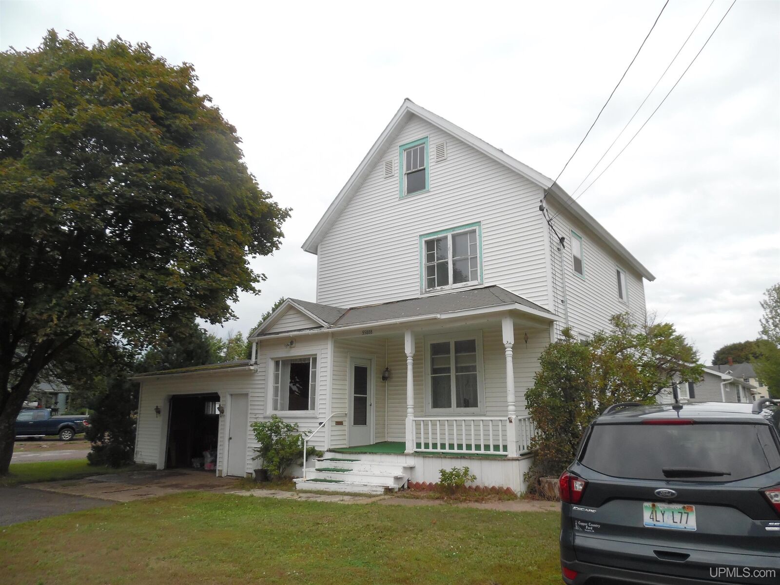 Property Photo:  55888 Lake Linden Avenue  MI 49913 