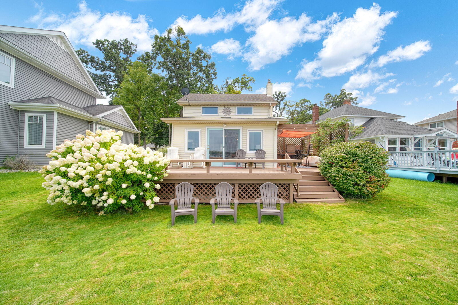 Property Photo:  373 Oakwood Avenue  MI 49234 